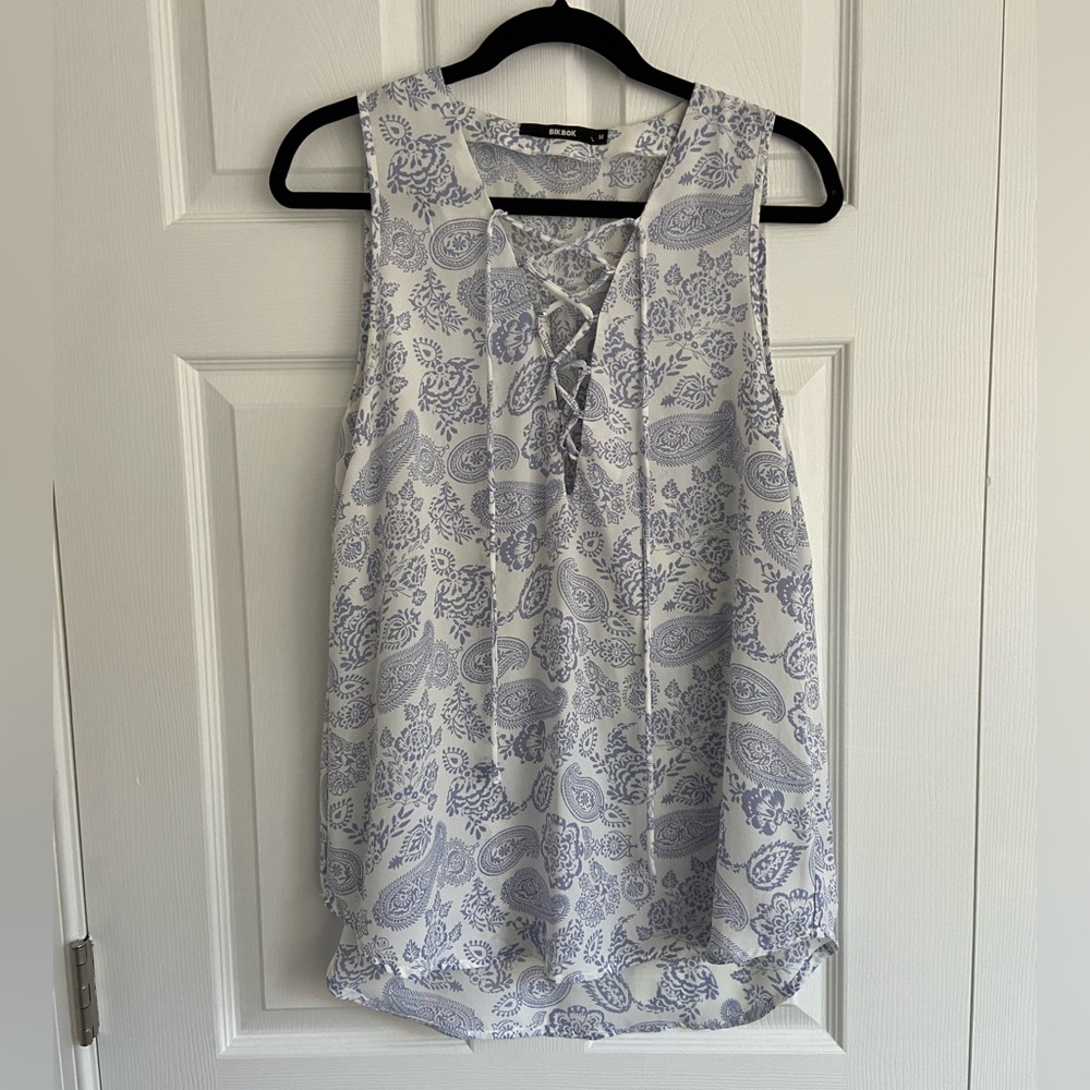 Bikbok top FROM SWEDEN (M-L)